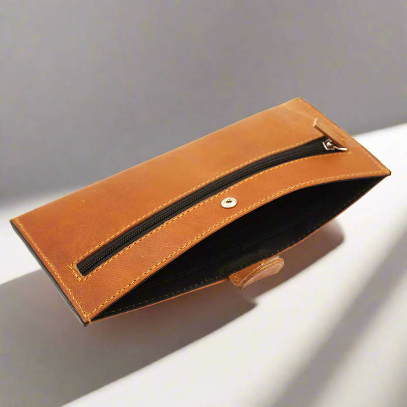 Sleek Tan Leather Ladies Wallet