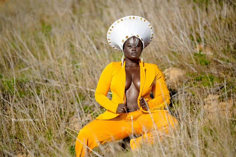 ZULU CROWN -WHITE/GOLD