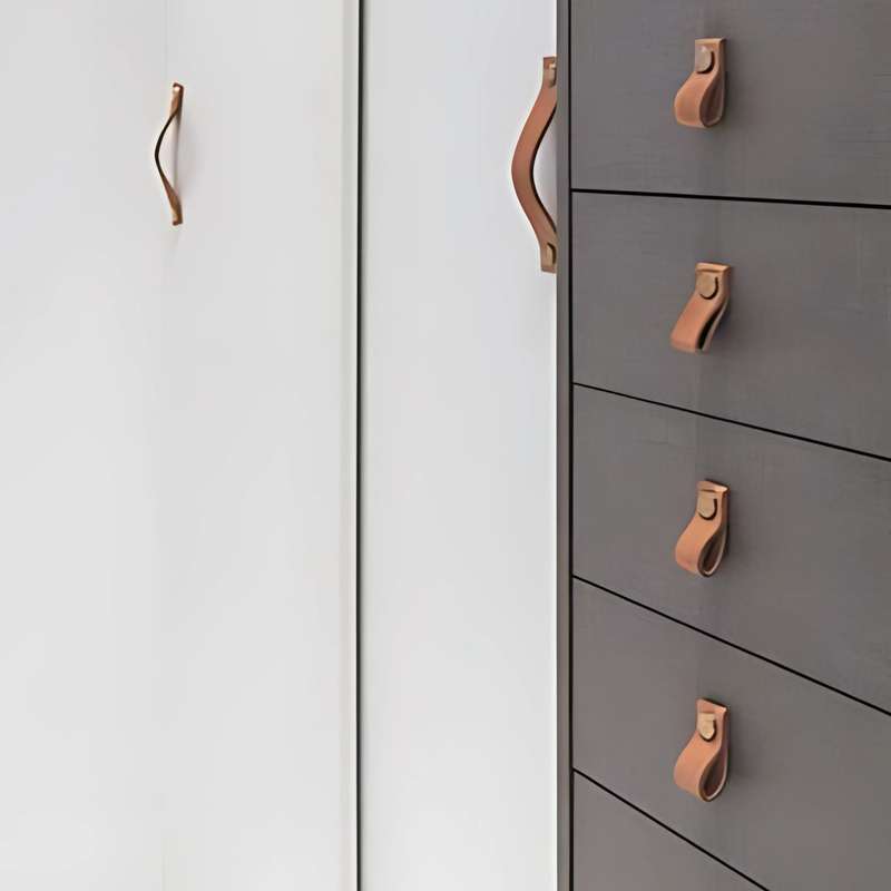 ROCO Leather Cupboard Handle Tan & Brass 128mm