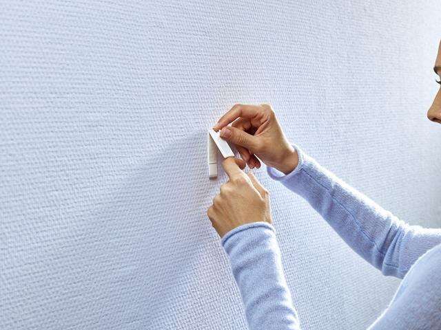 TESA Adhesive Nail Adjustable 2x3kg - Smooth And Solid Indoor Surfaces - Tiles and Metal
