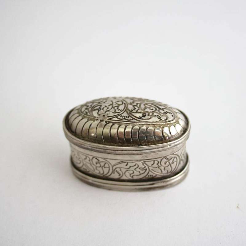 Pill Box Classic