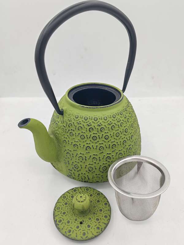 The Cildan Tea Merchant Cast Iron Teapots 600ml