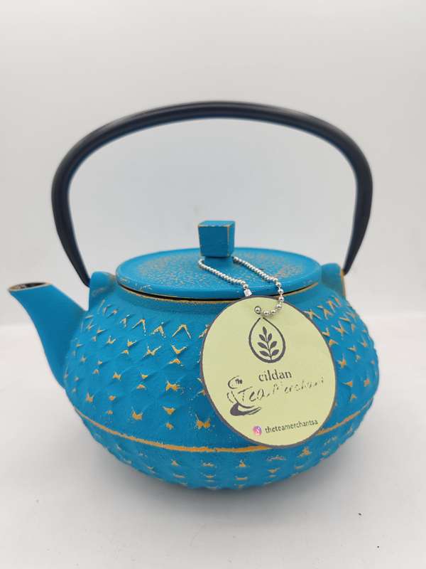The Cildan Tea Merchant Cast Iron Teapots 1000ml