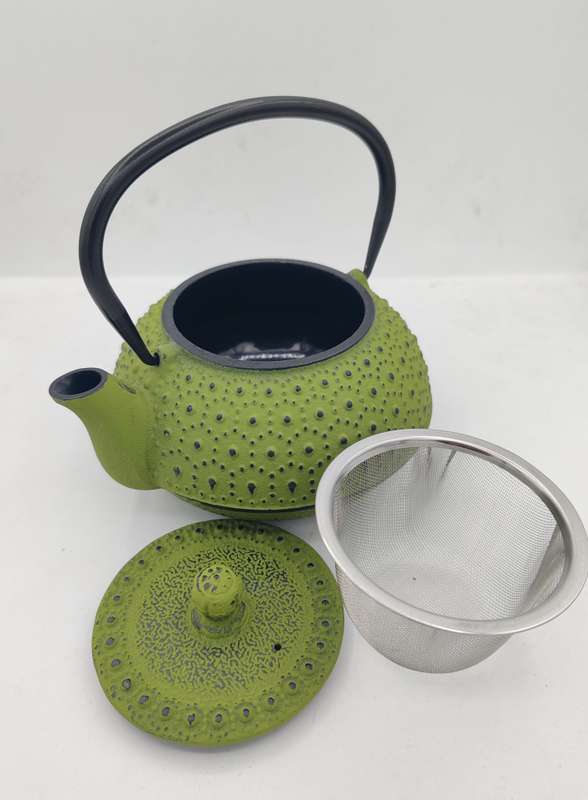The Cildan Tea Merchant Cast Iron Teapots 600ml