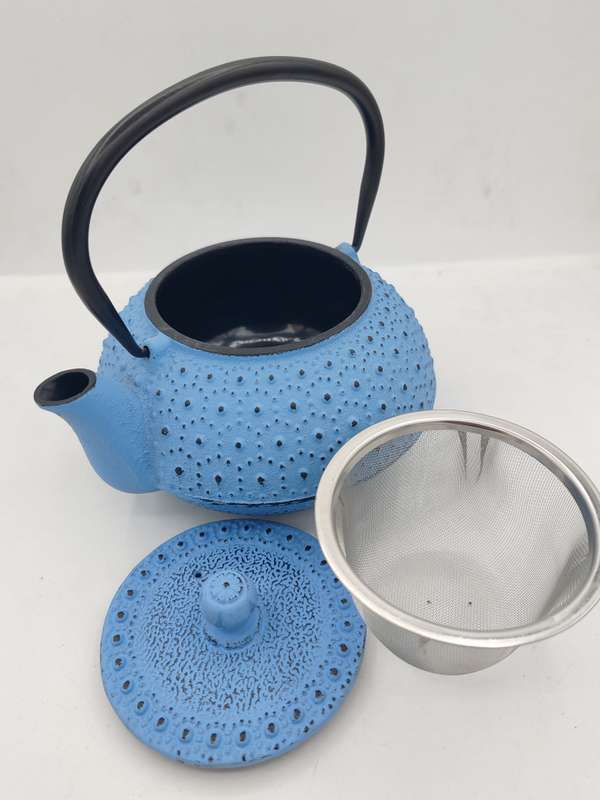 The Cildan Tea Merchant Cast Iron Teapots 600ml