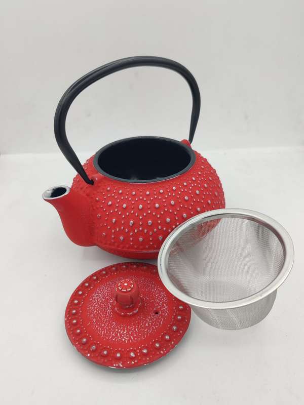 The Cildan Tea Merchant Cast Iron Teapots 600ml