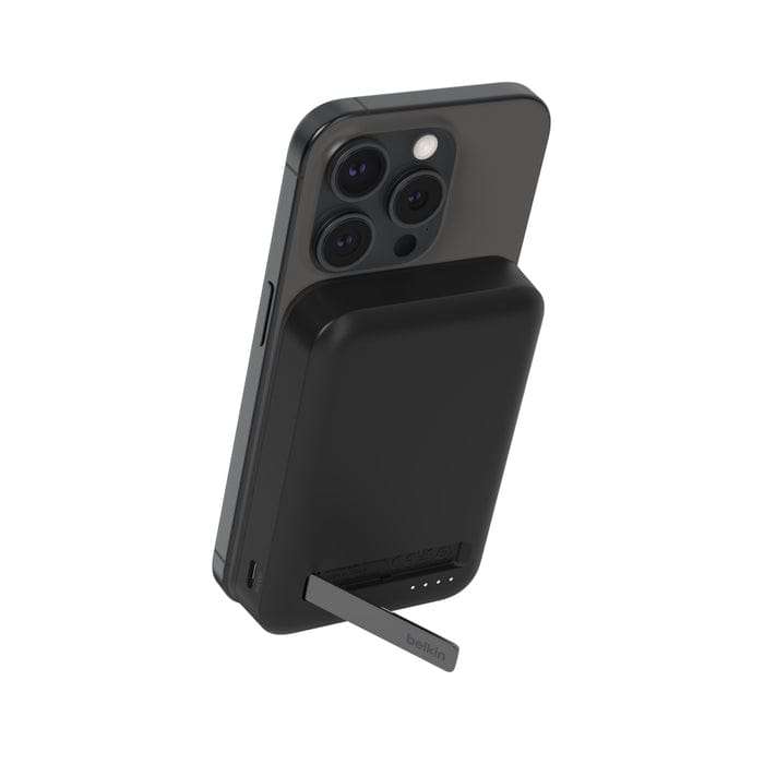 Belkin BoostCharge Pro 8000 mAh USB-C Magnetic Power Bank Black BPD007btBK