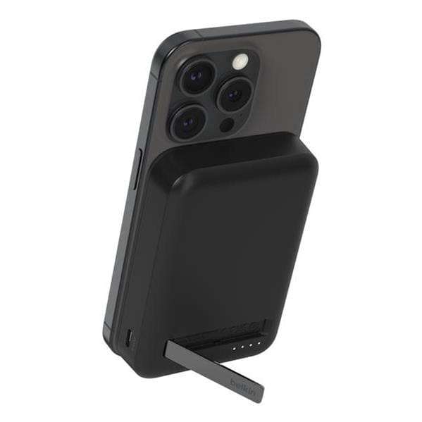 Belkin BoostCharge Pro 10 000 mAh Magnetic Power Bank Black BPD008btBK