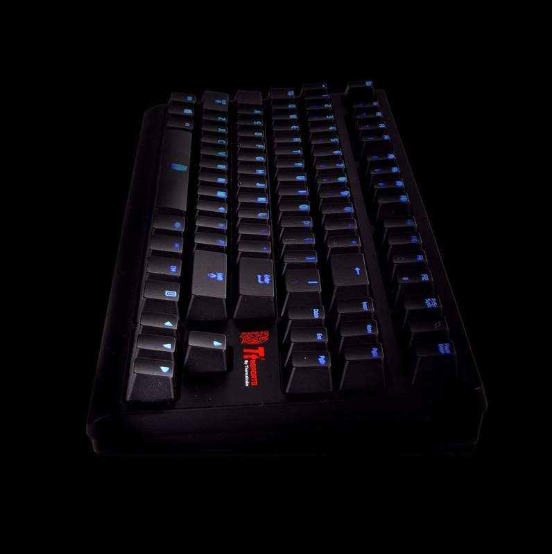 Thermaltake POSEIDON ZX Keyboard USB QWERTY Black