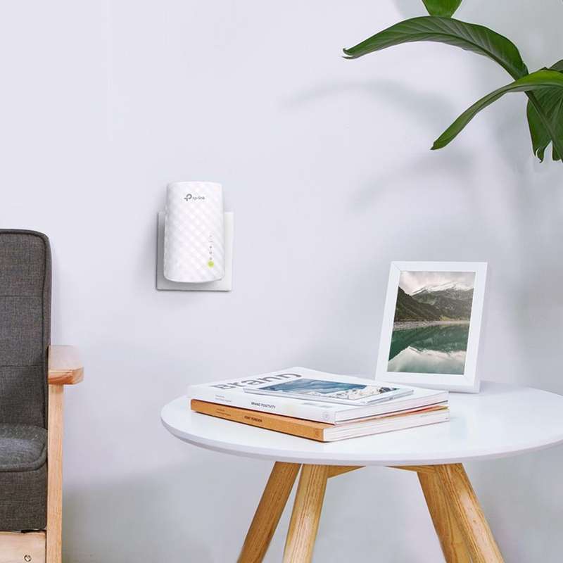 TP-Link RE200 AC750 Wi-Fi 5 Range Extender Repeater White 10/100 Mbits