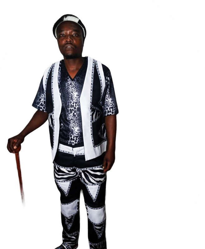 Xhosa Umblaselo Adult