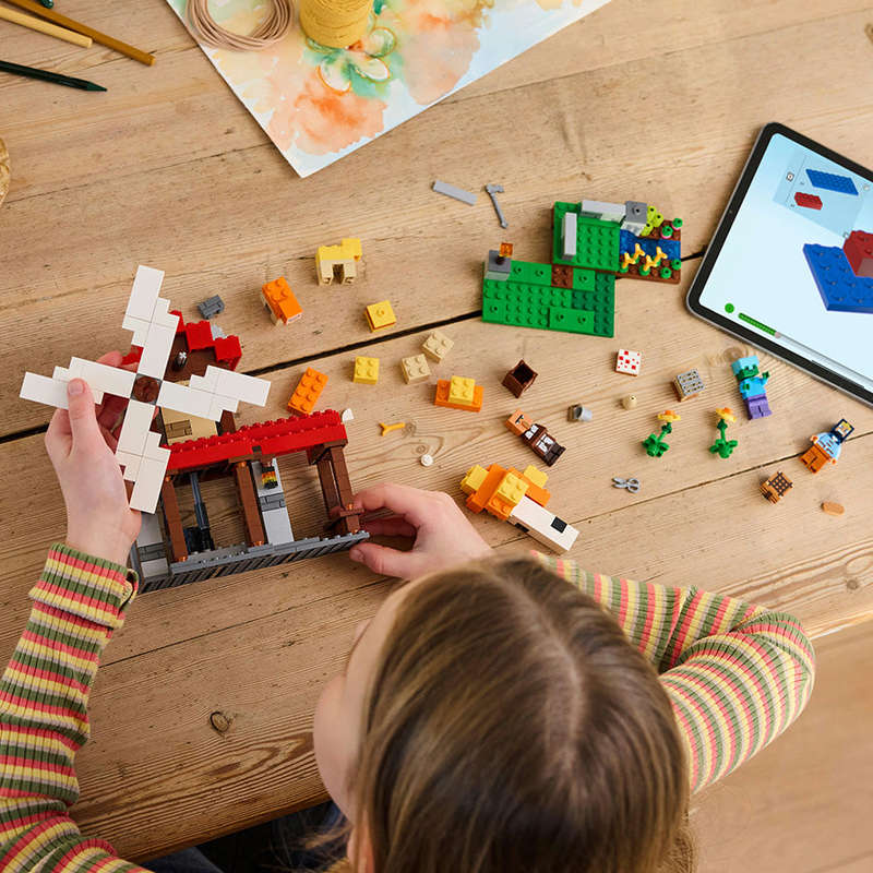 LEGO® 21262 - Minecraft® The Windmill Farm