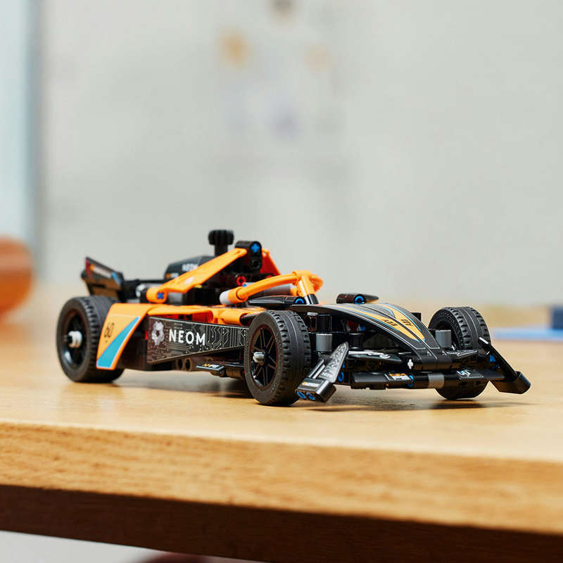 LEGO® 42169 Technic - Neom Mclaren Formula E Race Car
