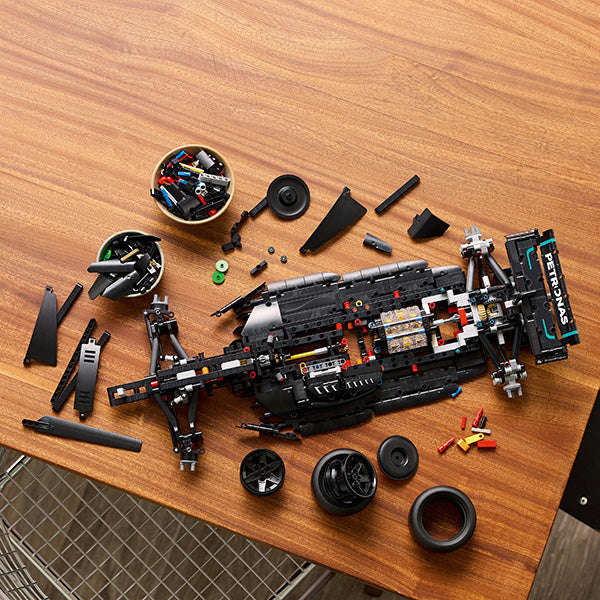 LEGO® 42171 Technic - Mercedes-Amg F1 W14 E Performance V29
