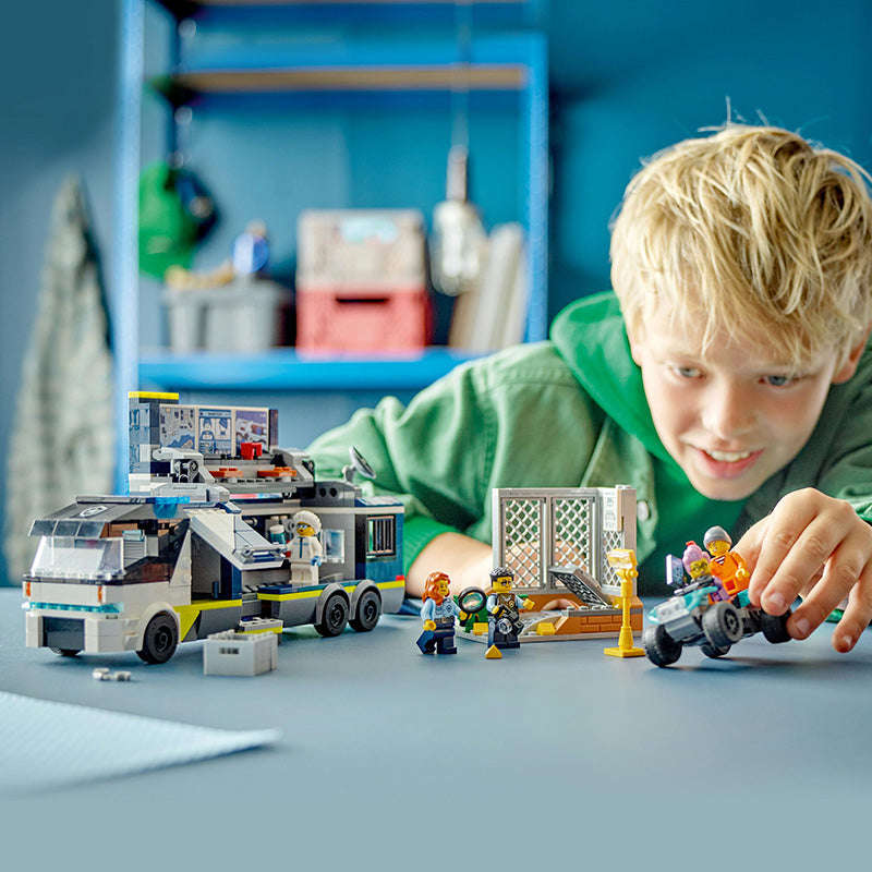 LEGO® 60418 City Police - Police Mobile Crime Lab Truck