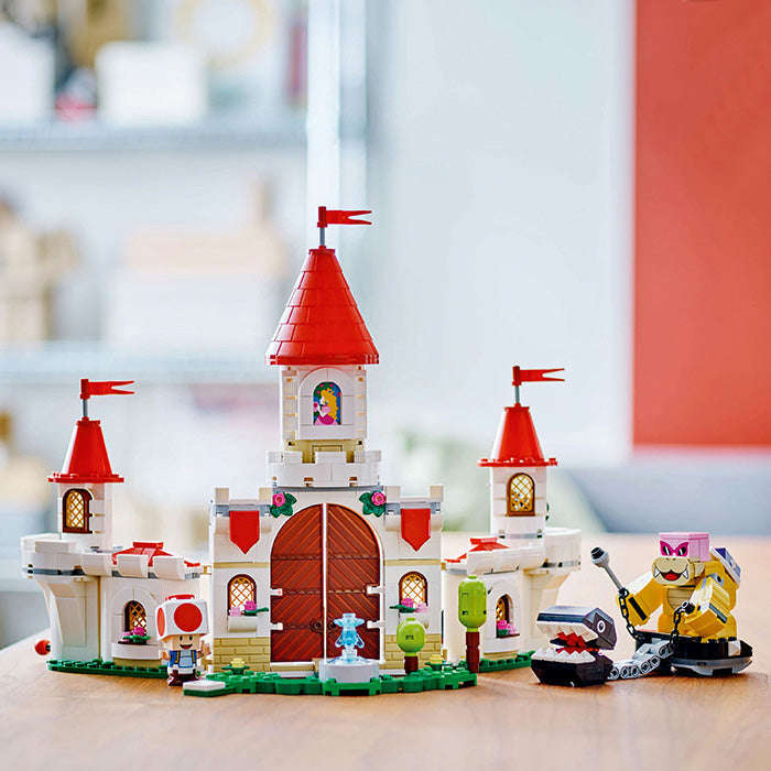 LEGO® 71435 - Super Mario Battle With Roy At Peach'S Castle