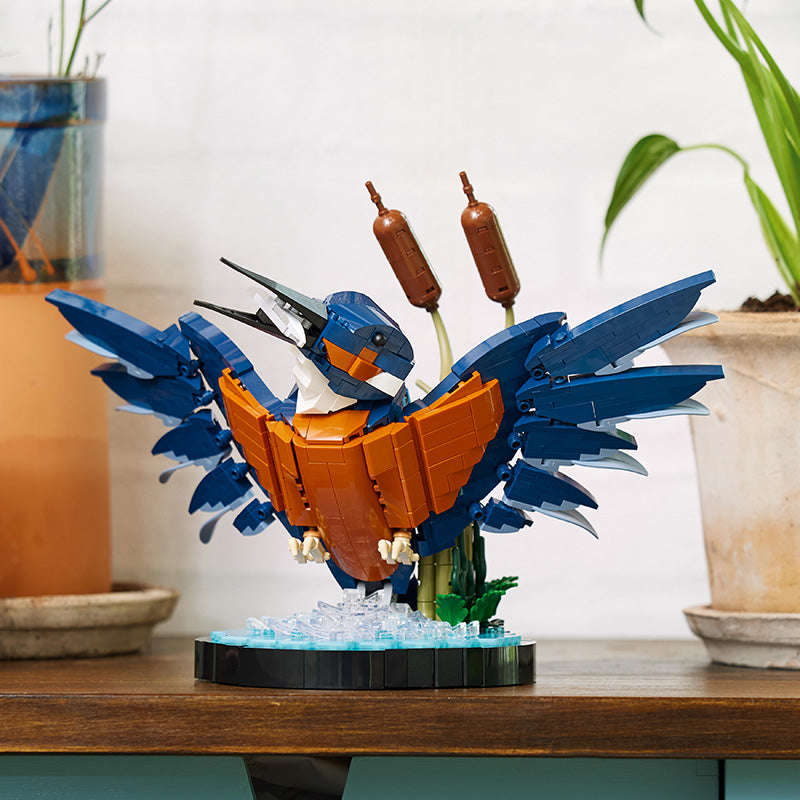 LEGO® 10331 Icons - Kingfisher Bird