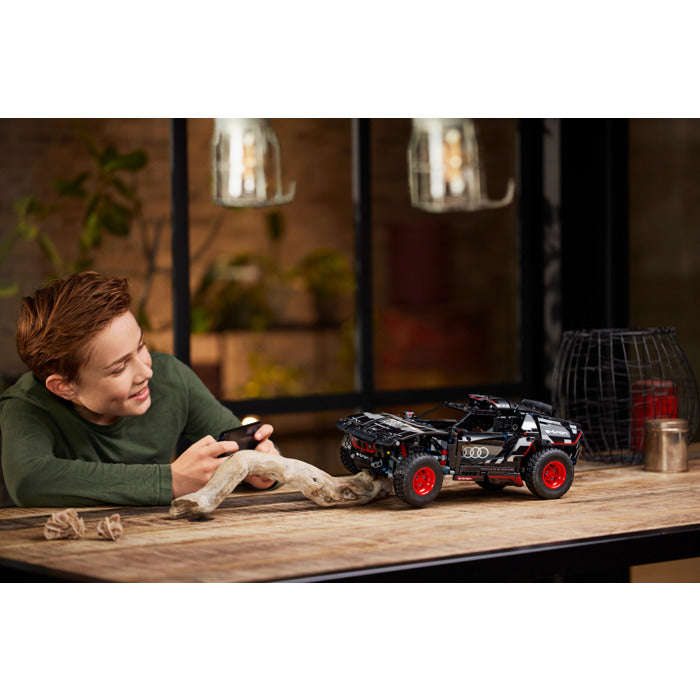 LEGO® 42160 Technic - Audi RS Q e-tron