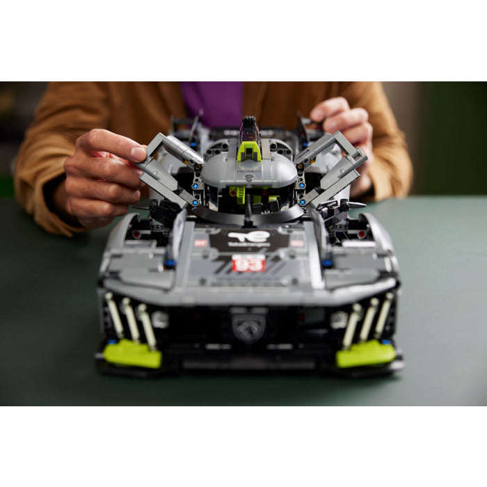 LEGO® 42156 - Technic PEUGEOT 9X8 24H Le Mans Hybrid Hypercar