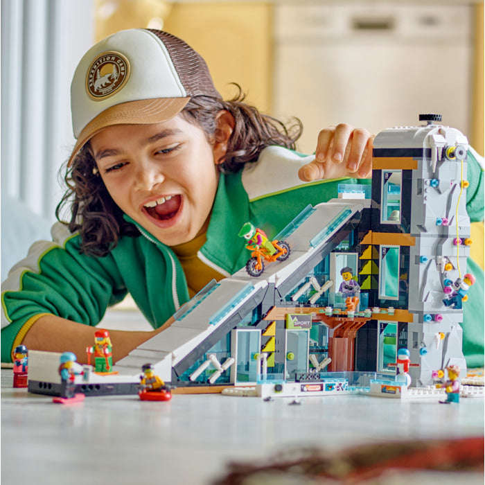 LEGO® 60366 - My City Ski and Climbing Center