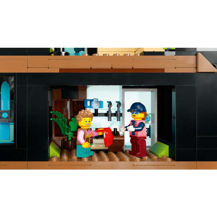 LEGO® 60366 - My City Ski and Climbing Center