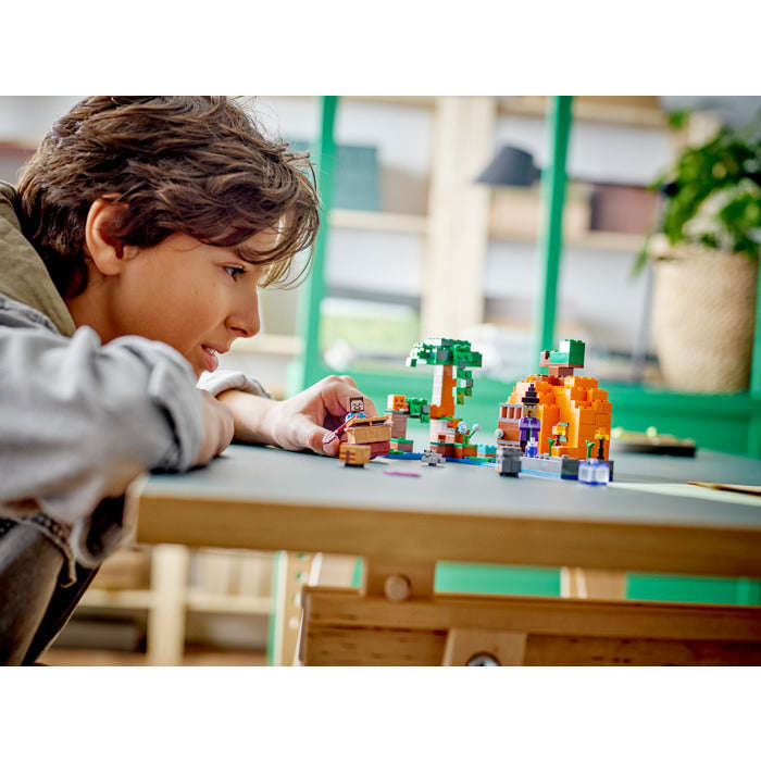LEGO® 21248 Minecraft - The Pumpkin Farm