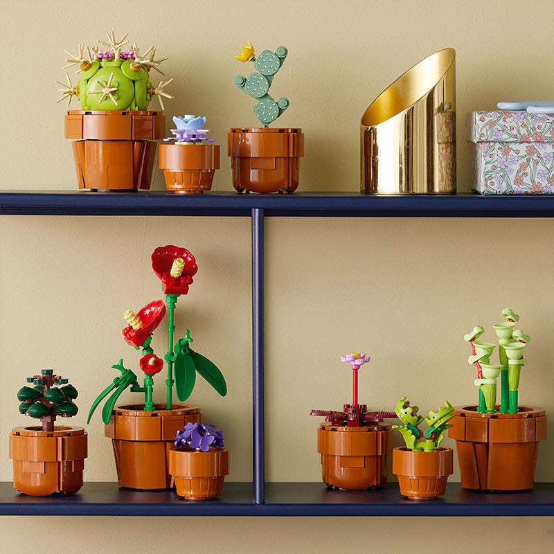 LEGO® 10329  Icons Tiny Plants