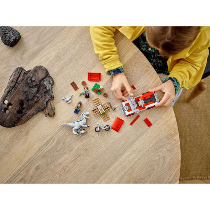 LEGO® 76946 - Jurassic World Blue & Beta Velociraptor Capture