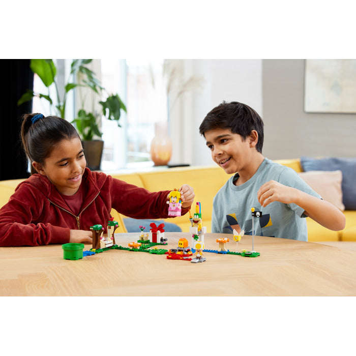 LEGO® 71403 - Super Mario Adventures with Peach Starter Course