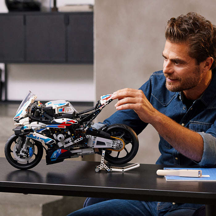 LEGO® 42130 - Technic BMW M 1000 RR