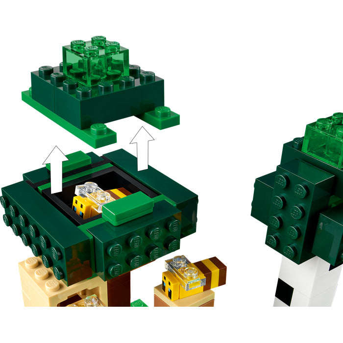 LEGO 21165 - Minecraft The Bee Farm