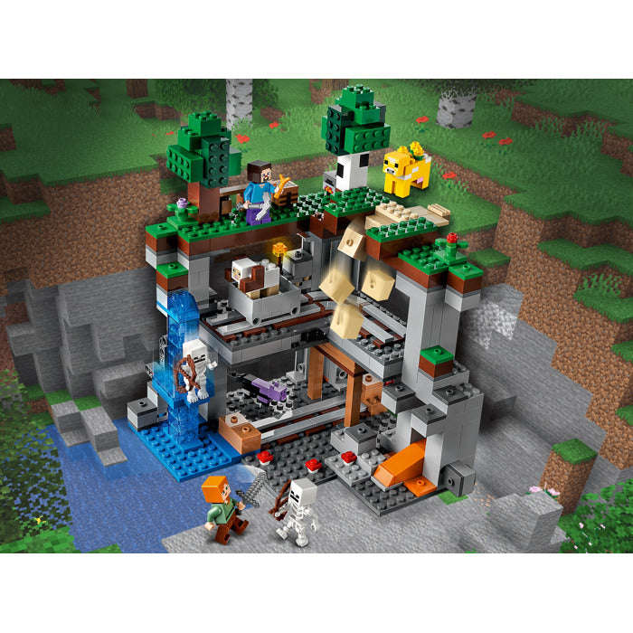LEGO 21169  Minecraft The First Adventure