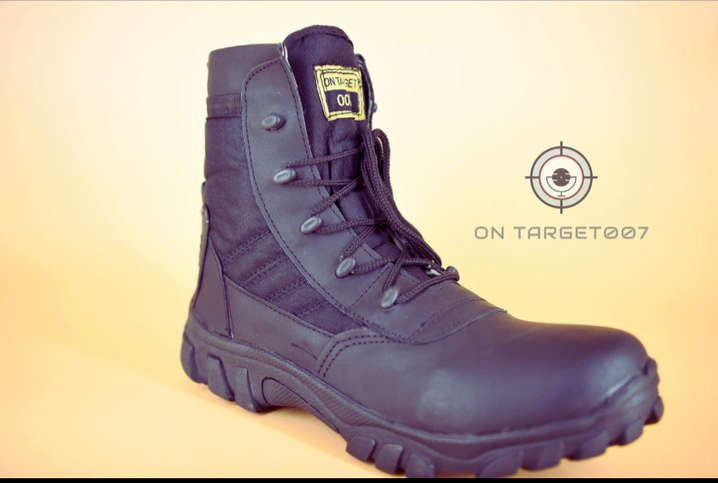 ON TARGET 007 - BLACK BOOTS #1