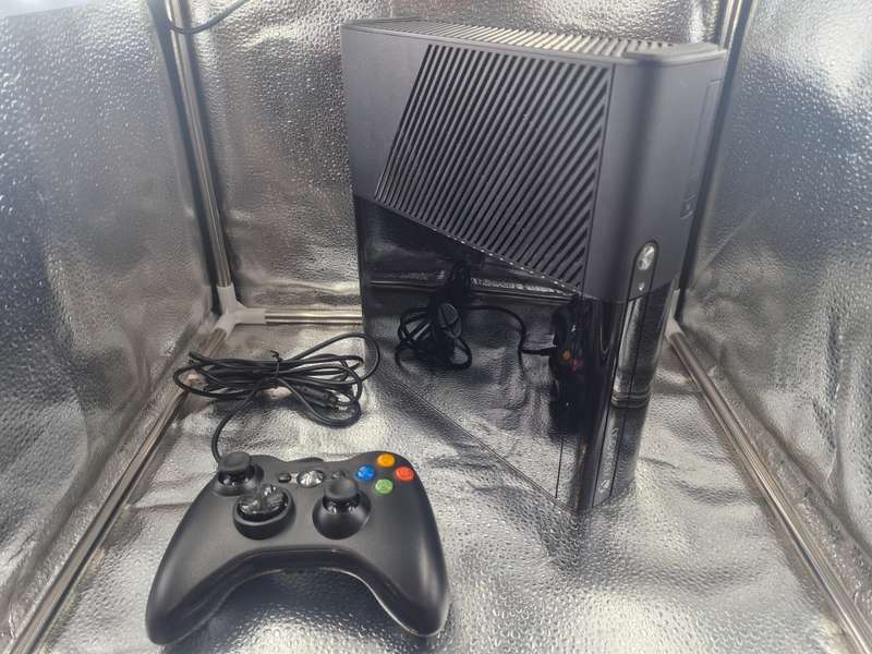 Xbox 360 E 4GB Console + Controller (NEW OEM Brown Packaged)