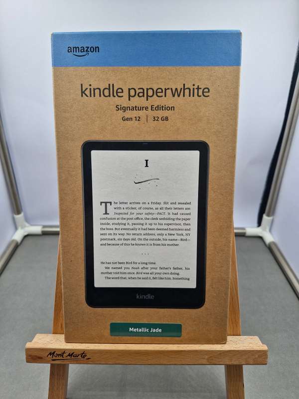 Amazon - Kindle Paperwhite Signature Edition 12th Gen (32 GB) - Metallic Jade - Demo Deals
