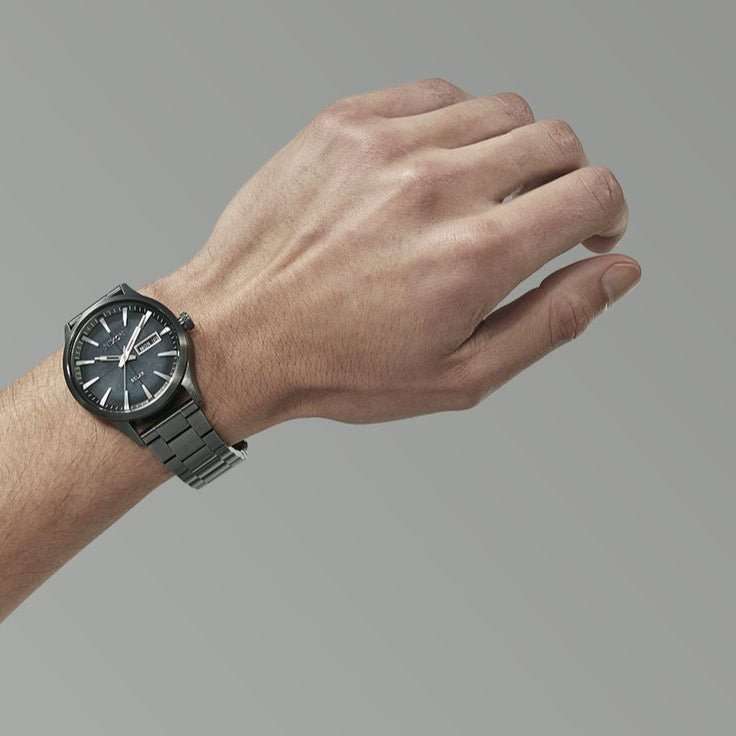 Nixon Sentry Solar Stainless Steel gunmetal Men's Watch | A1346131-00