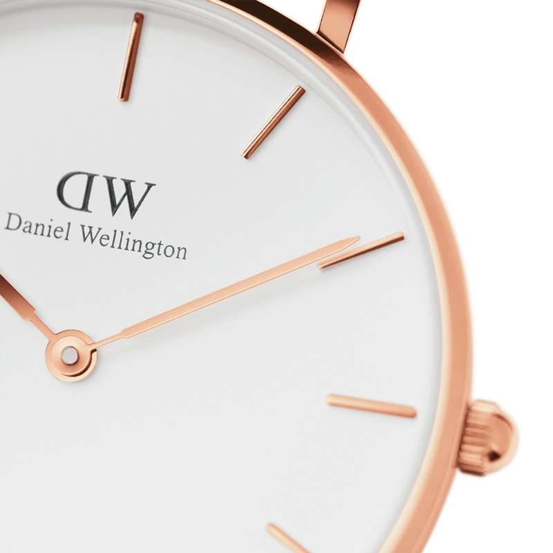 Daniel Wellington Petite Melrose Rose Gold Women;s Watch | DW00100305