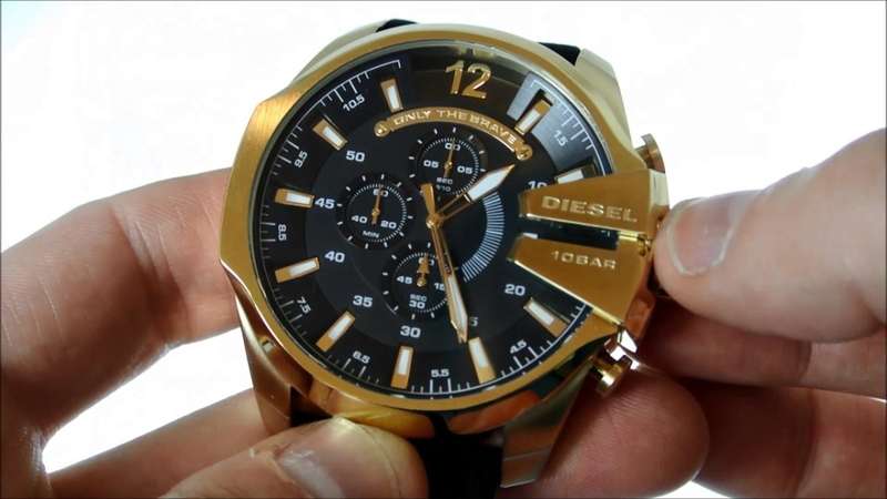 Diesel Mega Chief Gold Round Leather Men's Watch | DZ4344