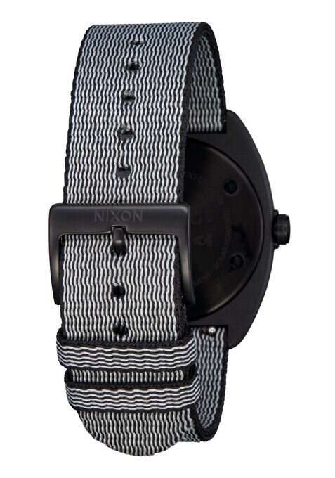 NIXON Light Wave Men's Watch