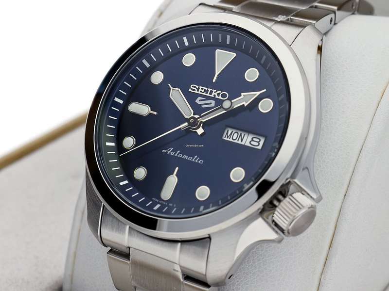 SEIKO 5 Sports Automatic Men's Watch | SRPE53K