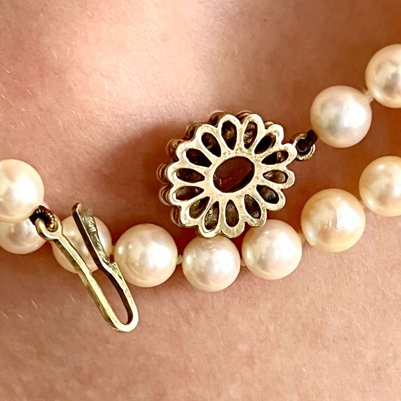 Vintage Pearl Necklace