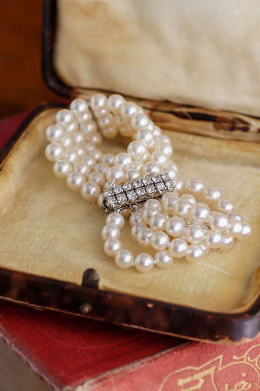 18ct Pearl and Diamond Bracelet