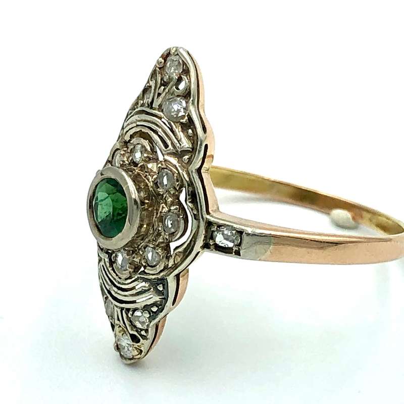 Art Deco Emerald and Diamond 18ct Ring