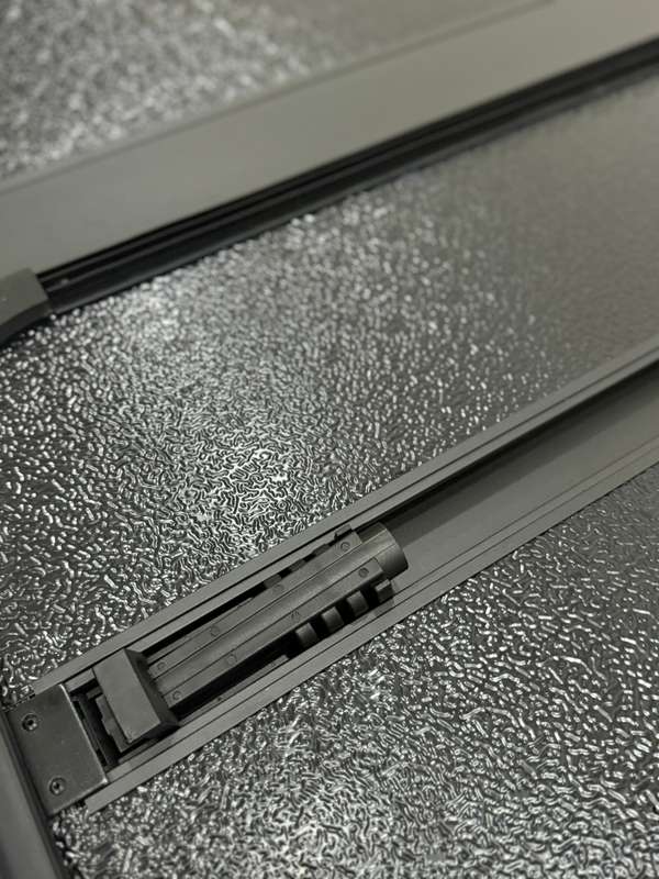 Ford Ranger Tri-Fold Hard Aluminum tonneau Cover T6/T7/T8 12-22