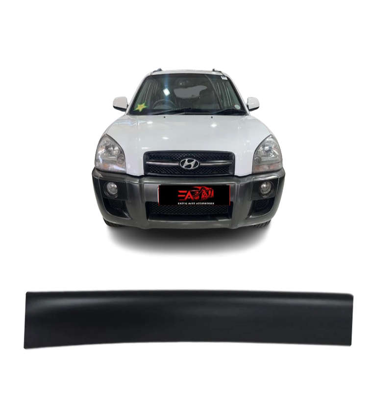 Hyundai Tucson Matt Black bonnet guard 2005-2010