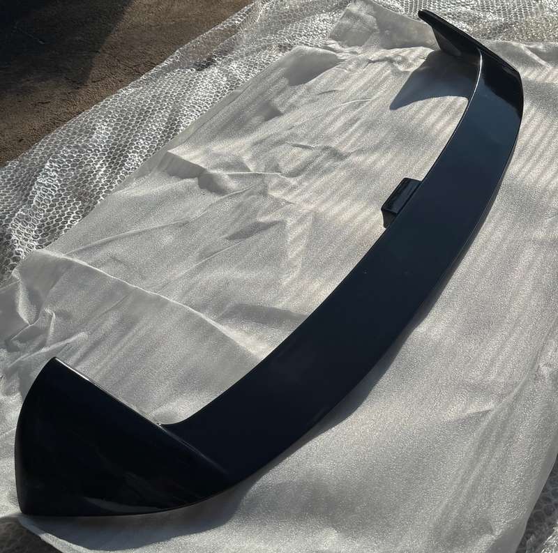 Golf 6 Gloss Black Roof Wing Spoiler