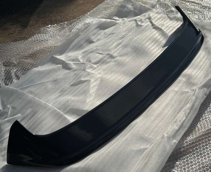 Golf 7 GTI/R Gloss Black Roof Wing