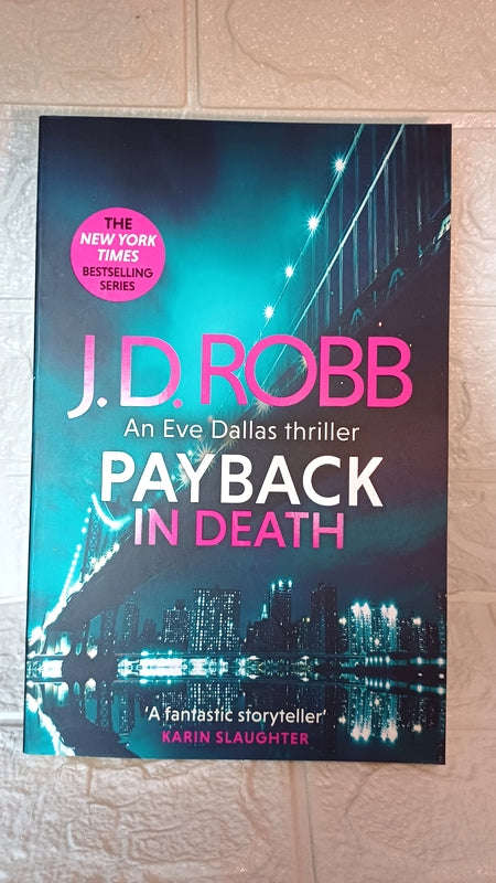 Payback In Death (J. D. Robb)