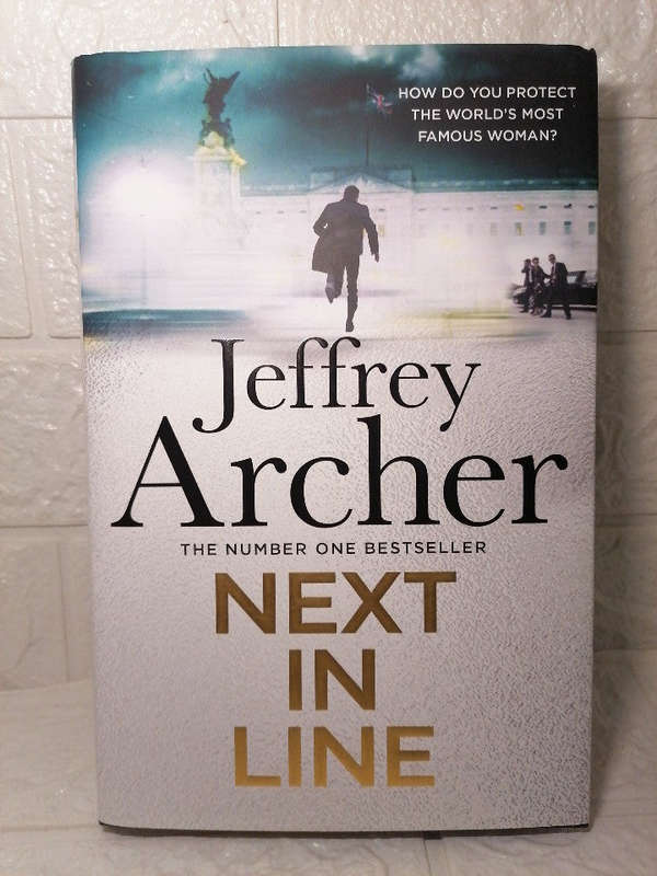 Next in Line (William Warwick, #5) (Jeffrey Archer)