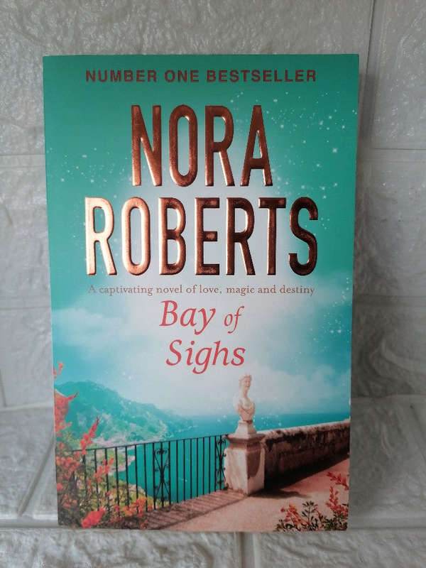 Bay Of Sighs (The Guardians Trilogy, #2) (Nora Roberts)